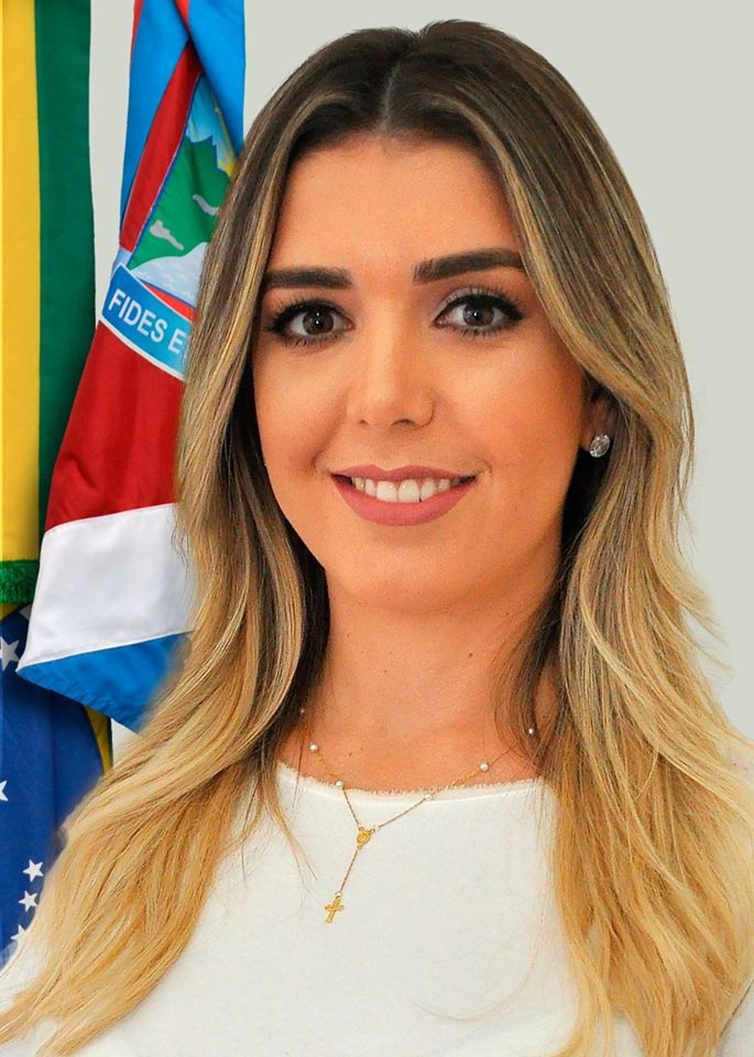 Câmara de Vereadores aprova contas da prefeita Anna Lorena acompanhando o parecer do TCE-PB