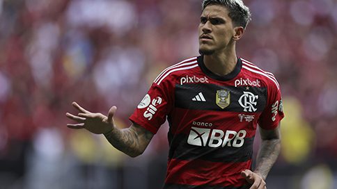 Vai tirar Gabigol do time e formar dupla com Pedro no Flamengo