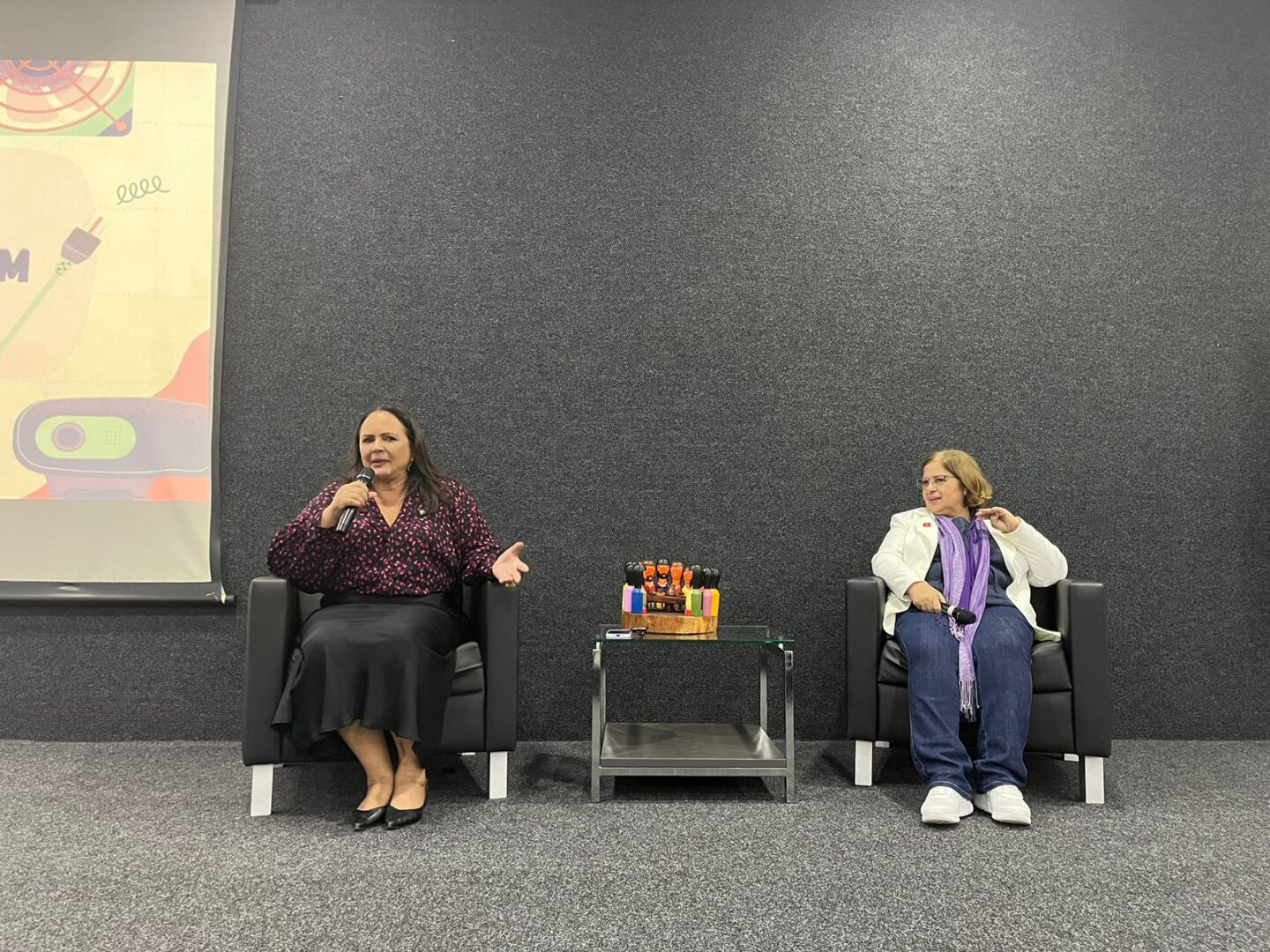 Em Fórum de Gestoras Públicas para Mulheres da PB, ministra da Mulher diz que enfrentar o feminicídio é a prioridade