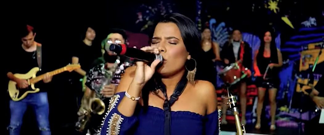 Mastruz com Leite realiza concurso para escolher nova cantora e fãs ainda podem enviar vídeos para concorrer; saiba como
