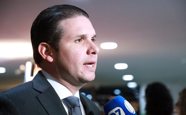 “Oito anos na política brasileira é uma eternidade”, diz Hugo Motta sobre inelegibilidade pela ficha limpa