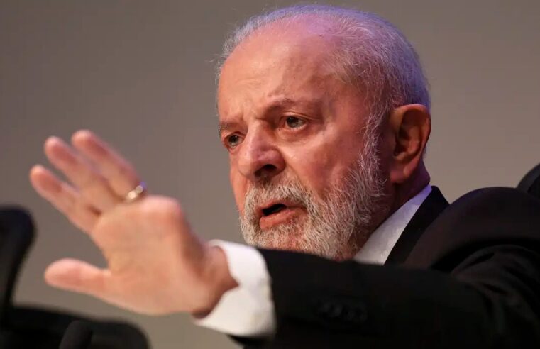 Lula diz que escolheu “mulher bonita” como ministra para diminuir distância com Congresso