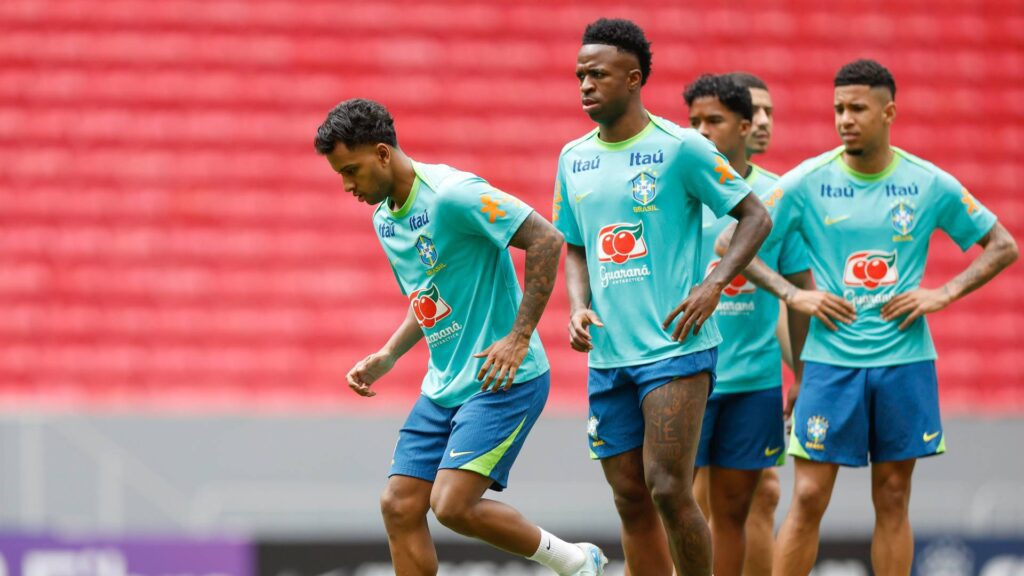 CBF quer anunciar novo técnico da Seleção Brasileira até semana que vem, afirma Rodrigo Caetano